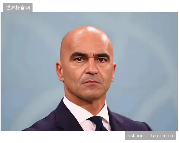 马丁内斯为葡萄牙注入新战术理念,其临场指挥将是球队能否兑现天赋的关键。 马丁内斯为葡萄牙注入新战术理念,其临场指挥将是球队能否兑现天赋的关键。